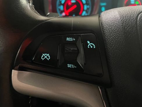 Used 2015 Chevrolet Camaro LT image 40