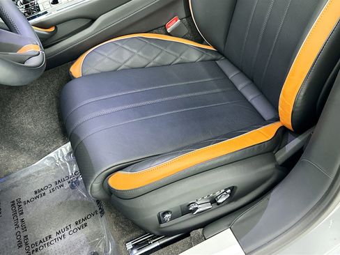 Certified 2024 Bentley Flying Spur W12 image 20