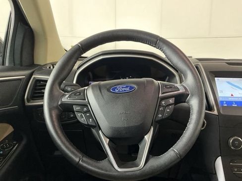 Used 2020 Ford Edge SEL w/ Convenience Package AWD/4WD image 19