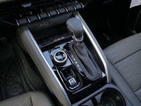 New 2026 Chevrolet Colorado ZR2 w/ Technology Package image 21