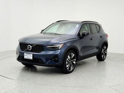 New 2026 Volvo XC40 B5 Ultra w/ Climate Package