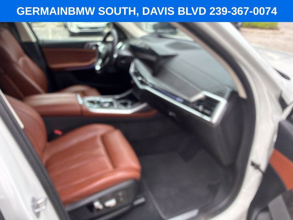 Certified 2024 BMW X7 xDrive40i w/ Executive Package AWD/4WD image 26