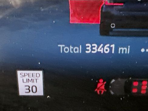 Used 2025 BMW 330i xDrive Sedan image 19