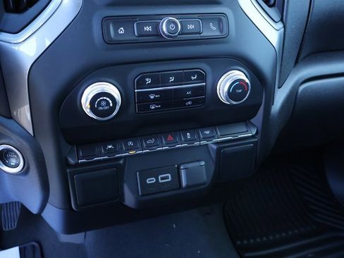 Certified 2024 GMC Sierra 1500 Pro w/ Pro Value Package image 27