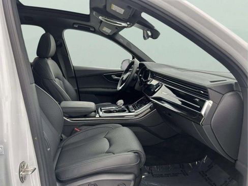 Used 2025 Audi Q7 3.0T Prestige w/ Prestige Package image 27
