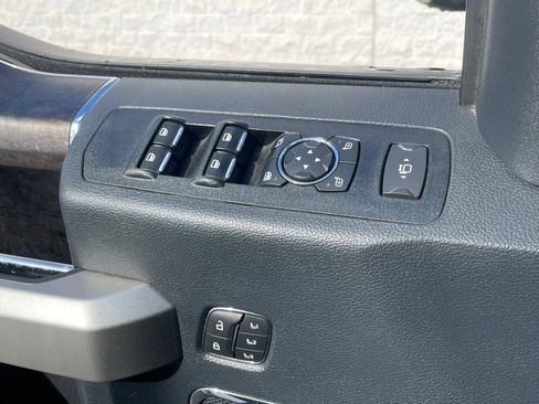 Used 2022 Ford F250 Lariat w/ Lariat Ultimate Package image 16