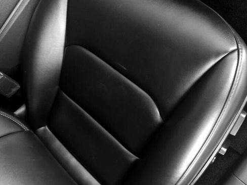 Used 2020 Tesla Model 3 Long Range image 37