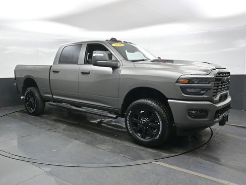 New 2026 RAM 2500 Tradesman AWD/4WD image 4