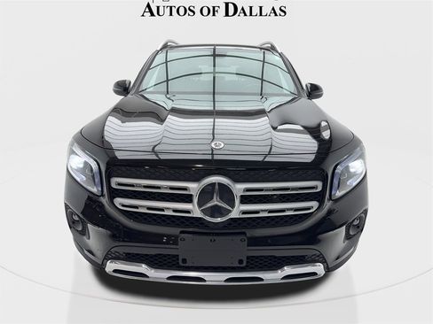 Used 2021 Mercedes-Benz GLB 250 w/ Premium Package image 4