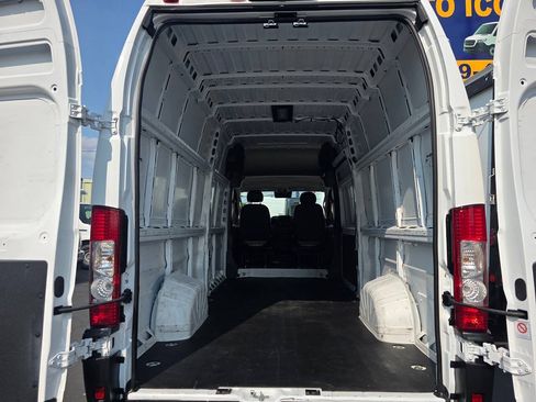 Used 2023 RAM ProMaster 3500 w/ Lane Management Group FWD image 11