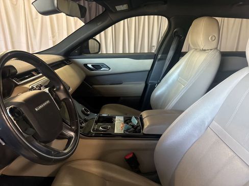 Used 2018 Land Rover Range Rover Velar R-Dynamic SE AWD/4WD image 19