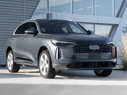New 2025 Audi Q5 Premium Plus