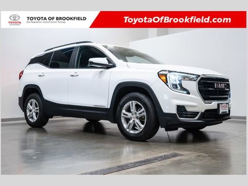 Used 2023 GMC Terrain SLE w/ Driver Convenience Package AWD/4WD image 1