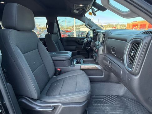 Used 2021 Chevrolet Silverado 1500 LT Trail Boss image 16