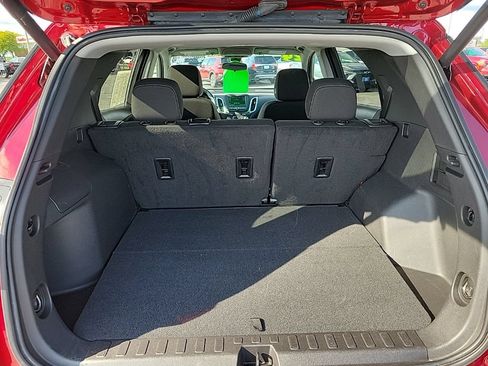 Used 2024 Chevrolet Equinox LT AWD/4WD image 8