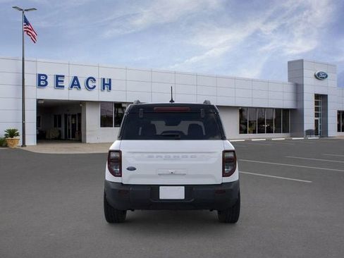 New 2025 Ford Bronco Sport Outer Banks image 5