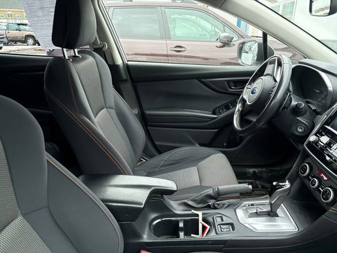 Used 2023 Subaru Crosstrek 2.0i Premium image 5