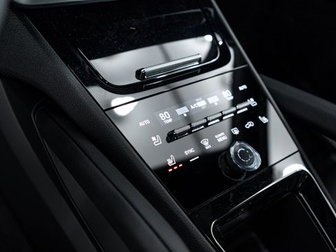 New 2026 Porsche Cayenne S image 16