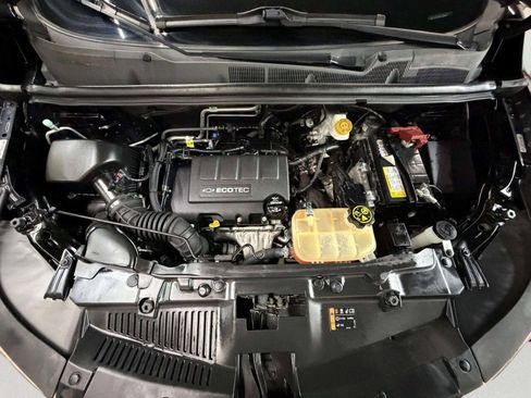 Used 2018 Chevrolet Trax LS AWD/4WD image 10