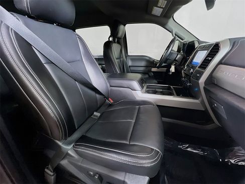 Used 2021 Ford F250 Lariat image 24