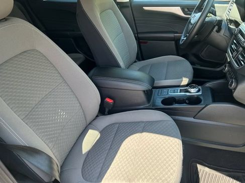 Used 2022 Ford Escape SE w/ Cold Weather Package AWD/4WD image 12