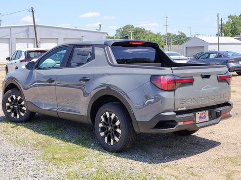 New 2026 Hyundai Santa Cruz SE FWD image 2