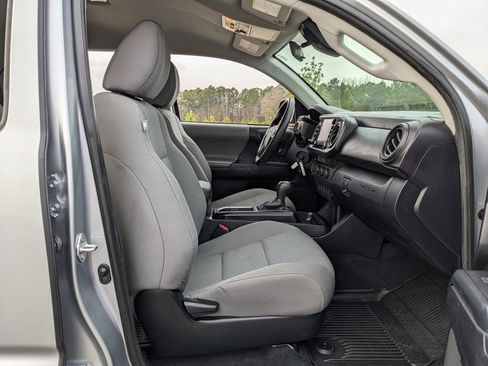 Used 2021 Toyota Tacoma SR image 42