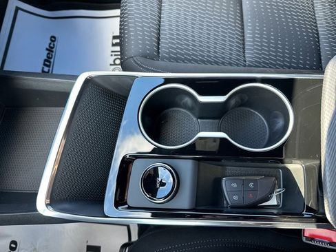 New 2026 Chevrolet Equinox LT image 42