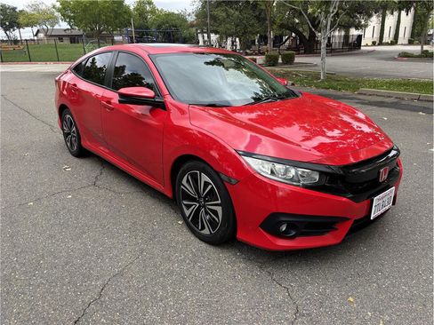 Used 2016 Honda Civic EX-T image 1
