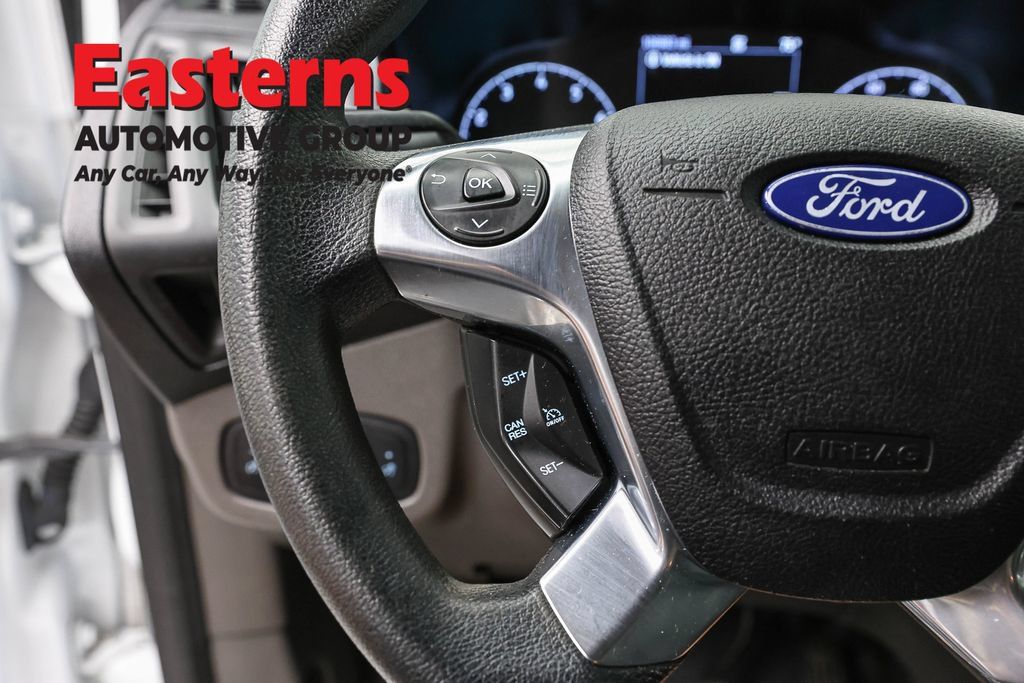 Used 2019 Ford Transit Connect XL FWD image 16