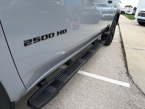 Used 2025 Chevrolet Silverado 2500 Custom w/ Custom Value Package AWD/4WD image 9