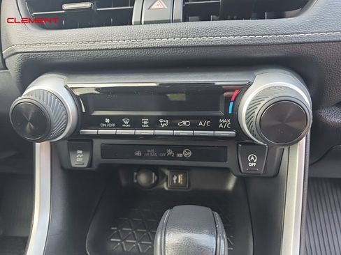 Used 2024 Toyota RAV4 LE FWD image 19