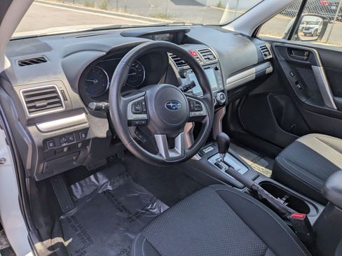 Used 2018 Subaru Forester 2.5i Premium AWD/4WD image 14