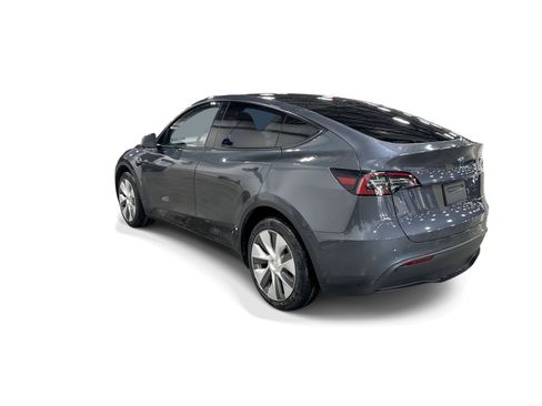 Certified 2023 Tesla Model Y AWD image 4
