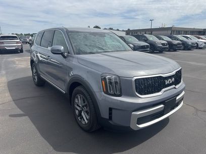 Used 2024 Kia Telluride LX