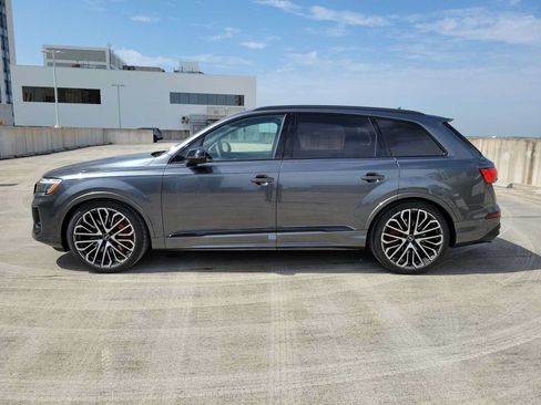 New 2026 Audi SQ7 Prestige AWD/4WD image 3