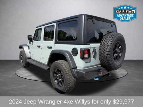 Used 2024 Jeep Wrangler Unlimited AWD/4WD image 8