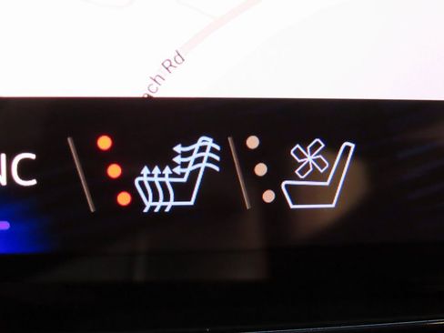 New 2026 Chevrolet Traverse RS w/ LPO, Floor Liner Package image 11