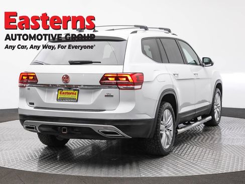 Used 2019 Volkswagen Atlas SE w/ Towing Package image 5
