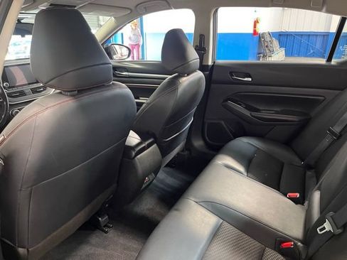 Used 2023 Nissan Altima 2.5 SR FWD image 17