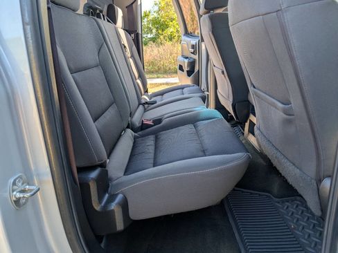 Used 2017 Chevrolet Silverado 3500 LT w/ LT Convenience Package image 19