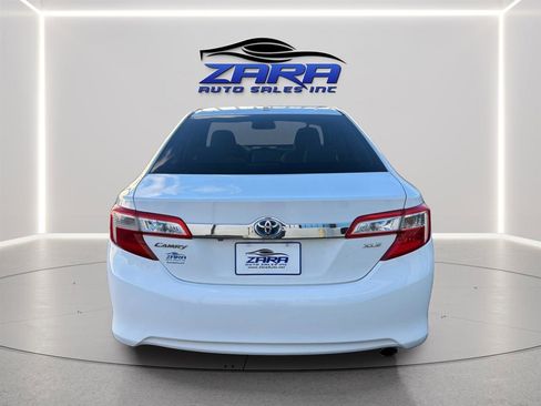 Used 2012 Toyota Camry XLE w/ Convenience Pkg image 6