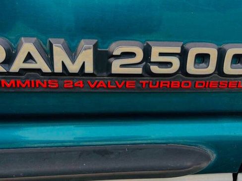 Used 1998 Dodge Ram 2500 Truck 4x4 Club Cab image 14