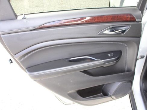 Used 2016 Cadillac SRX Luxury w/ Driver Awareness Package image 24