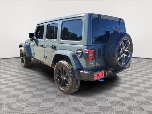 Used 2024 Jeep Wrangler Unlimited Sahara AWD/4WD image 3