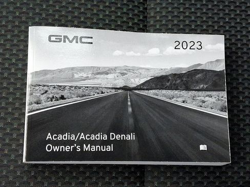 Used 2023 GMC Acadia SLE w/ Driver Convenience Package image 27