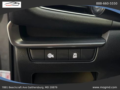 Used 2024 MAZDA MAZDA3 s FWD image 31