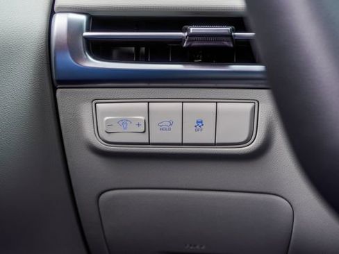 Used 2025 Hyundai Tucson SEL FWD image 29
