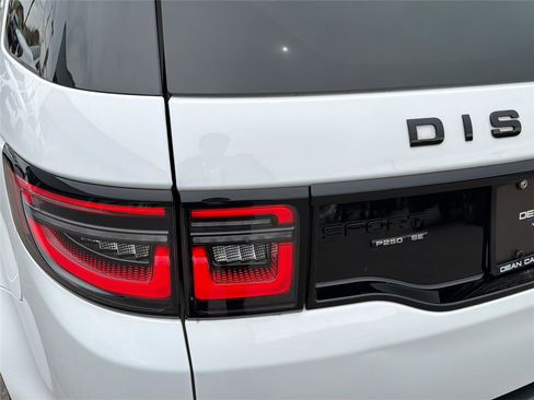 Used 2020 Land Rover Discovery Sport SE AWD/4WD image 37