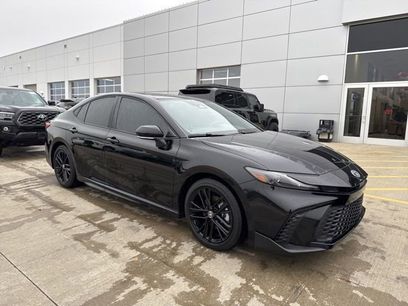 Used 2025 Toyota Camry SE